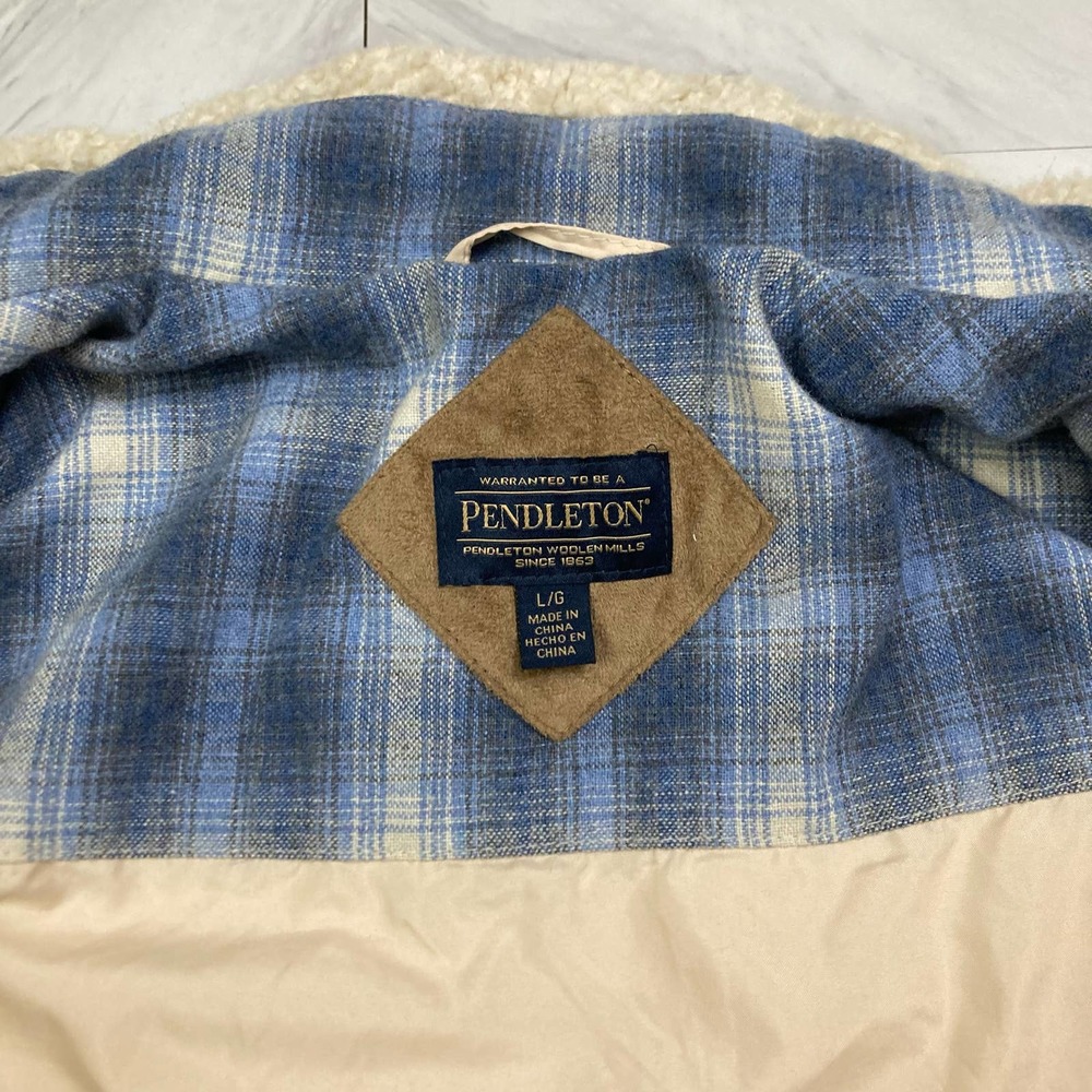 Pendleton Fur Jacket - image 5